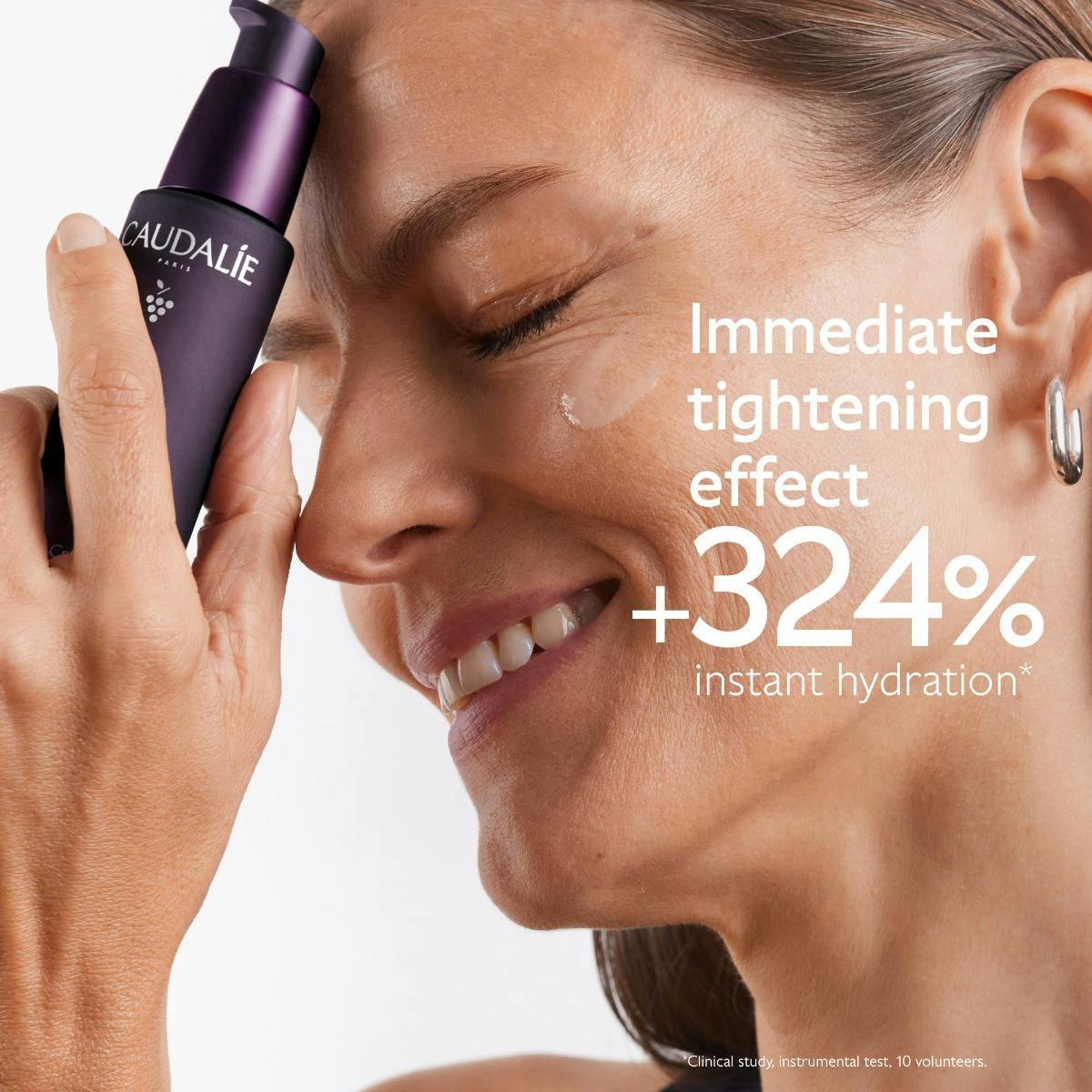 Anti-Aging Serum with Niacinamide and Hyaluronic Acid